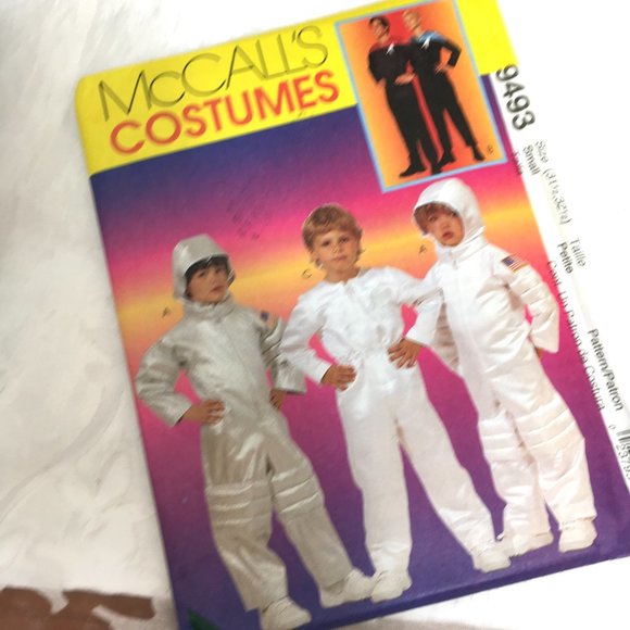 McCall's Pattern #9493 - Space Suit – Astronaut - space Jumpsuit Costume NWT - Picture 2 of 6
